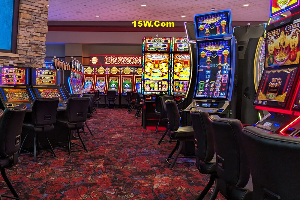Live Baccarat Table